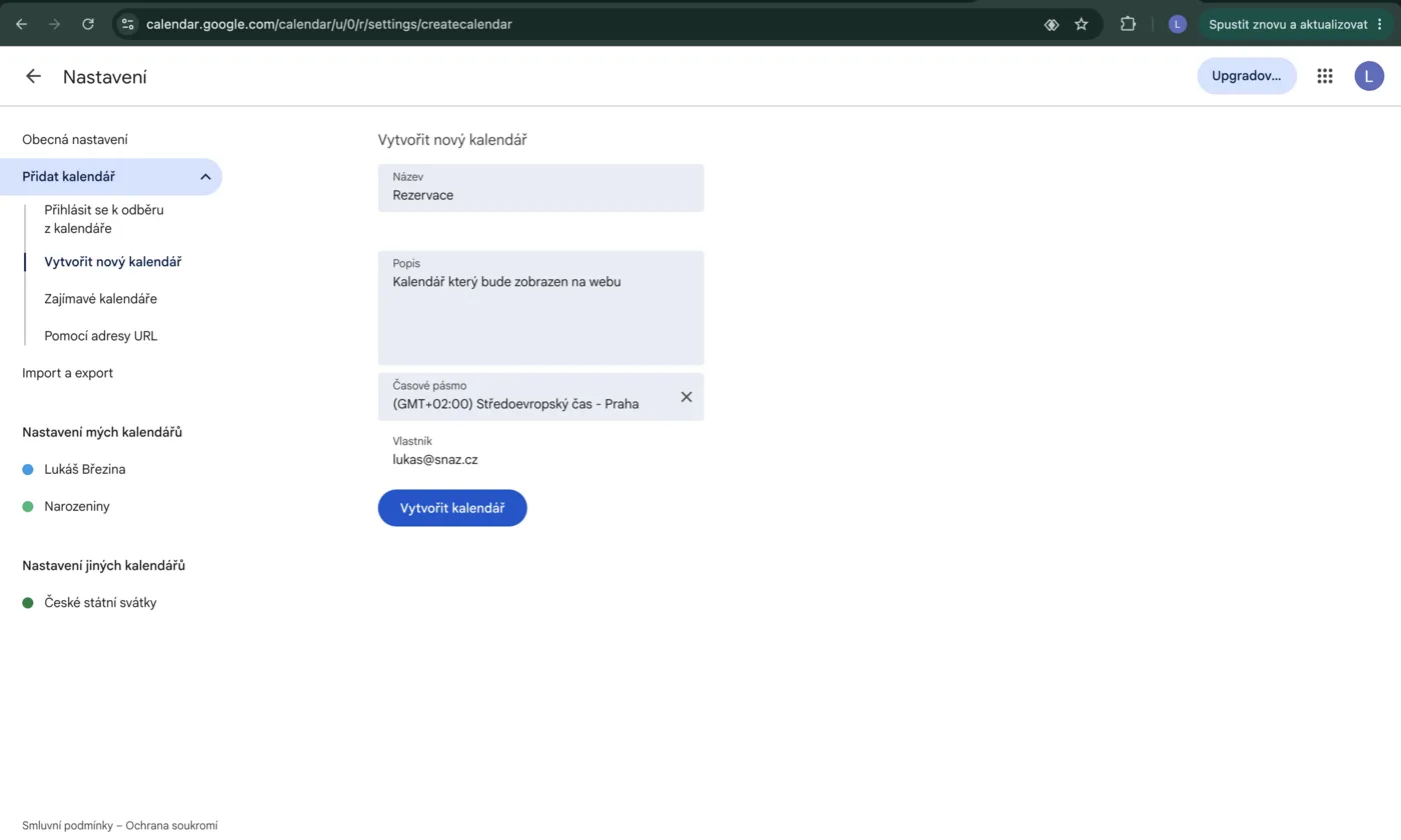 Formulář Vytvořit nový kalendář s poli Název, Popis a Časové pásmo v nastavení Google Kalendáře
